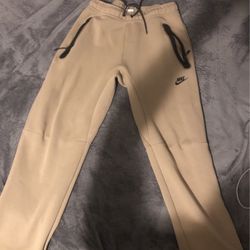 Nike Tech Pants 