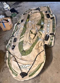 Voyager 500 raft