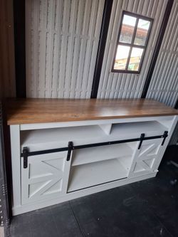 Farmhouse TV Stand with Sliding Barn Doors