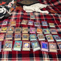 Lot Of Yu-Gi-Oh Cards!!!! LOOK 👀  50$