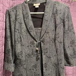 Vestido Tall”M “ Como Nuevo $50