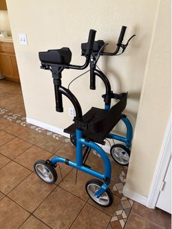 Stand up walker