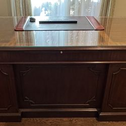 Large Office Desk