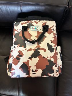Insulted cow cooler backpack