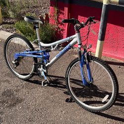 Mongoose Incline 26” Women’s Mountain Bike