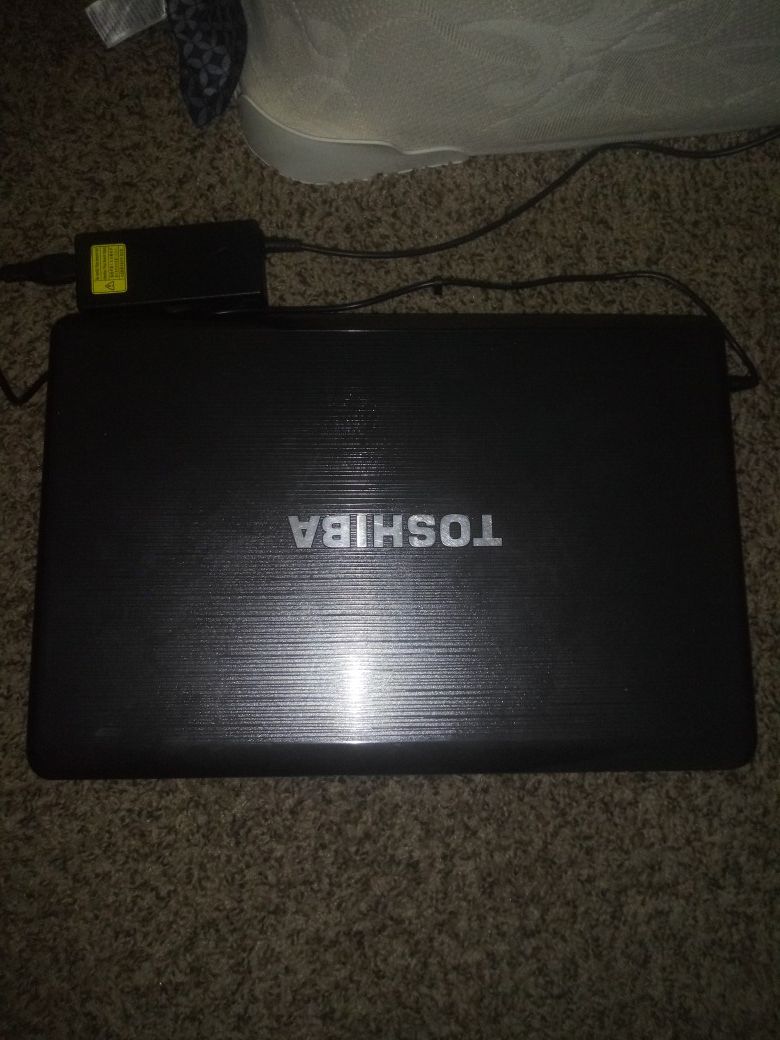Toshiba satellite P755D laptop