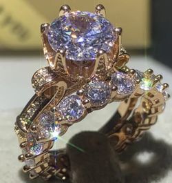 Wedding ring/engagement ring