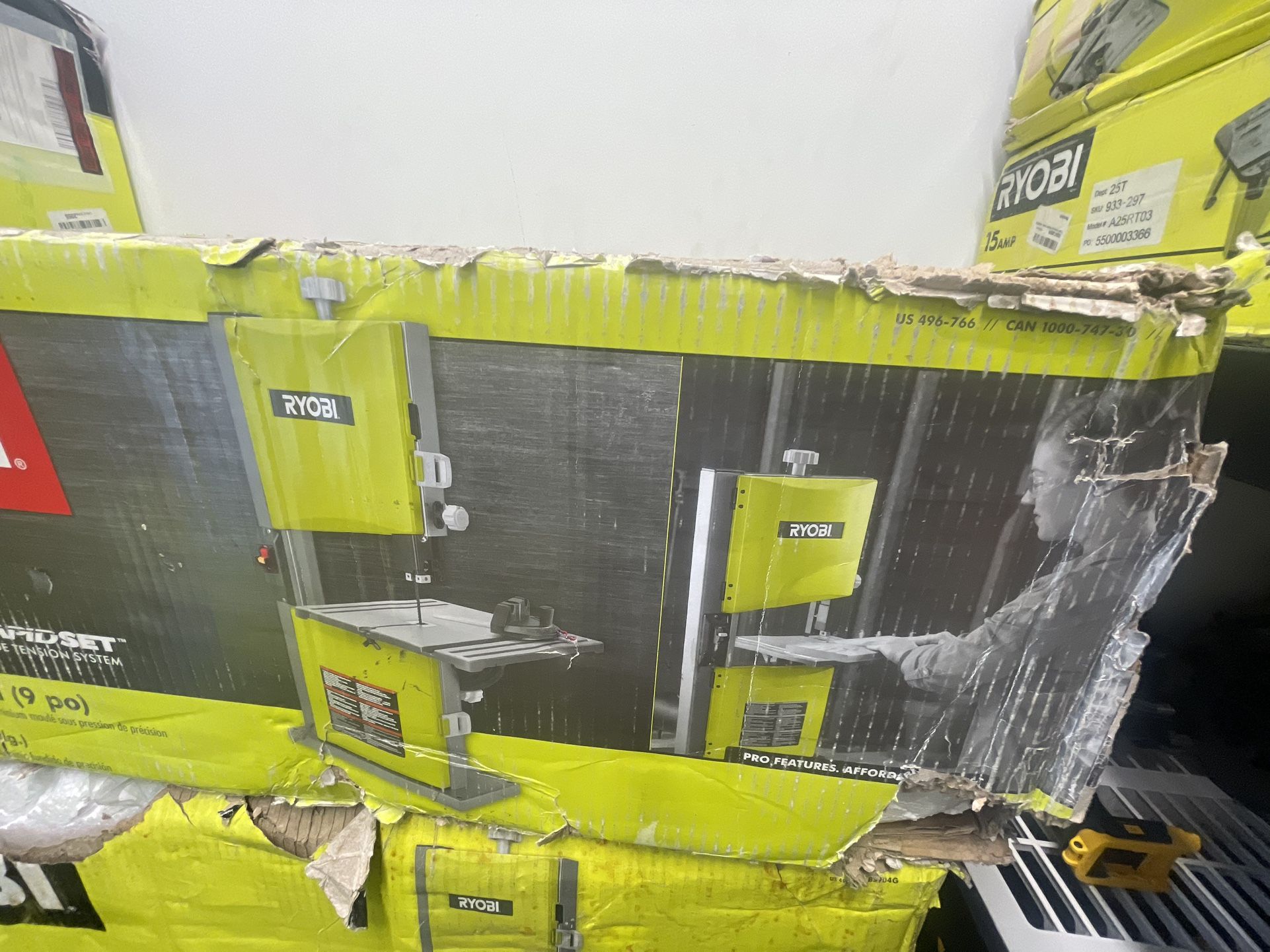 2.5 Amp 9 in. Corded Band Saw