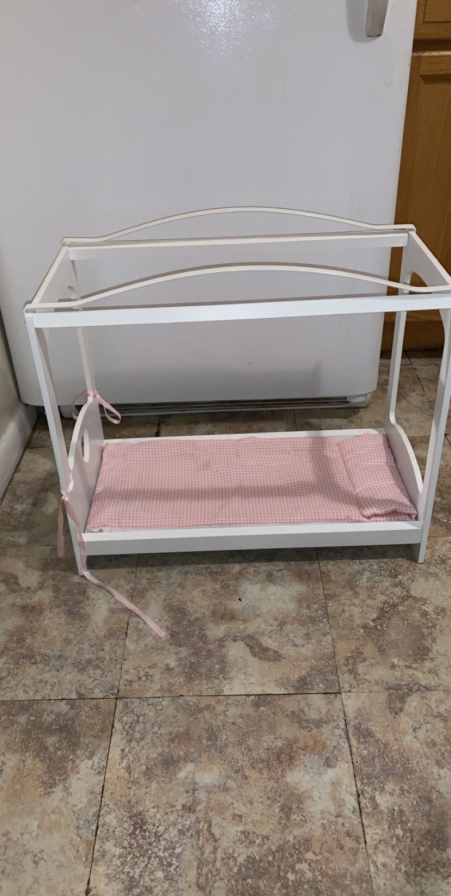 Doll play crib