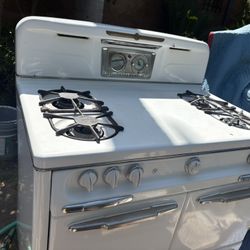 Stoves Wedgegood & Okeefe Merrit