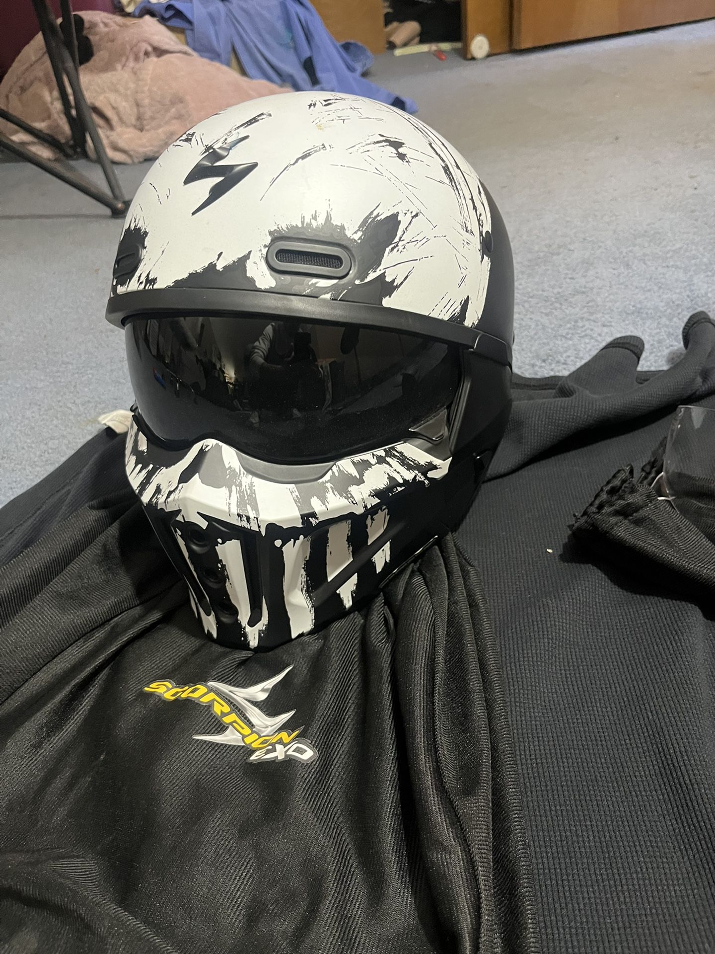 Scorpion Exo Motorcycle Helmet 