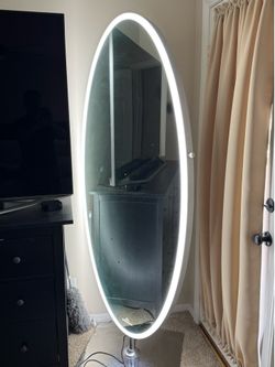Impressions Full-Length LED Vanity Mirror – Luxury Oval Mirror – Like New