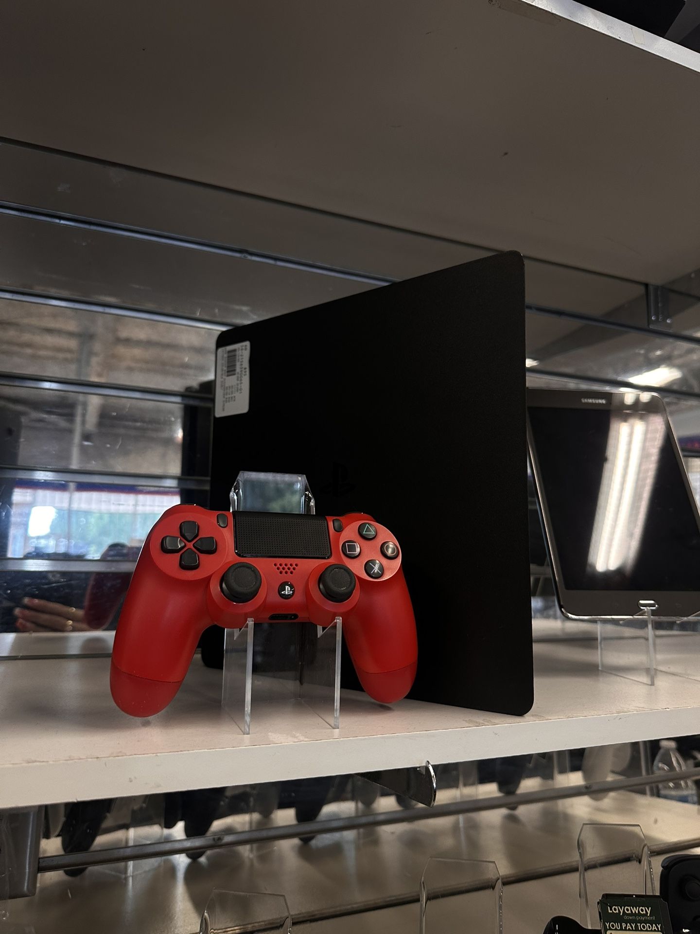 Ps4 Game System And Controller 