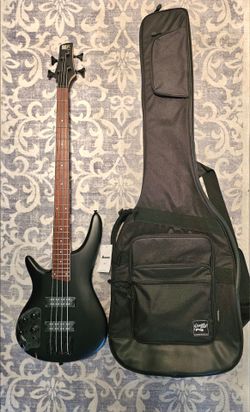 Ibanez Standard SR300EBL Left-handed Bass Guitar, Fender Rumble 25 Amp, Carrying Case