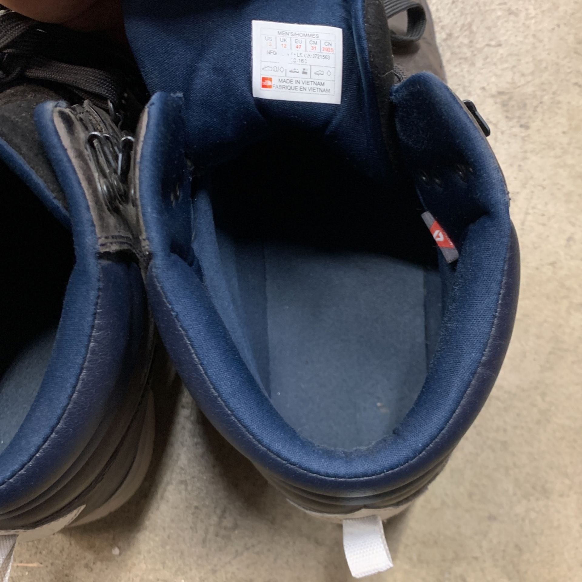 Mens Size 13 North Face Winter Boots