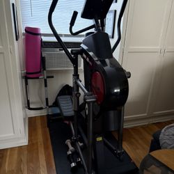 The Diamondback Fitness 1060ef Elliptical Workout Machine