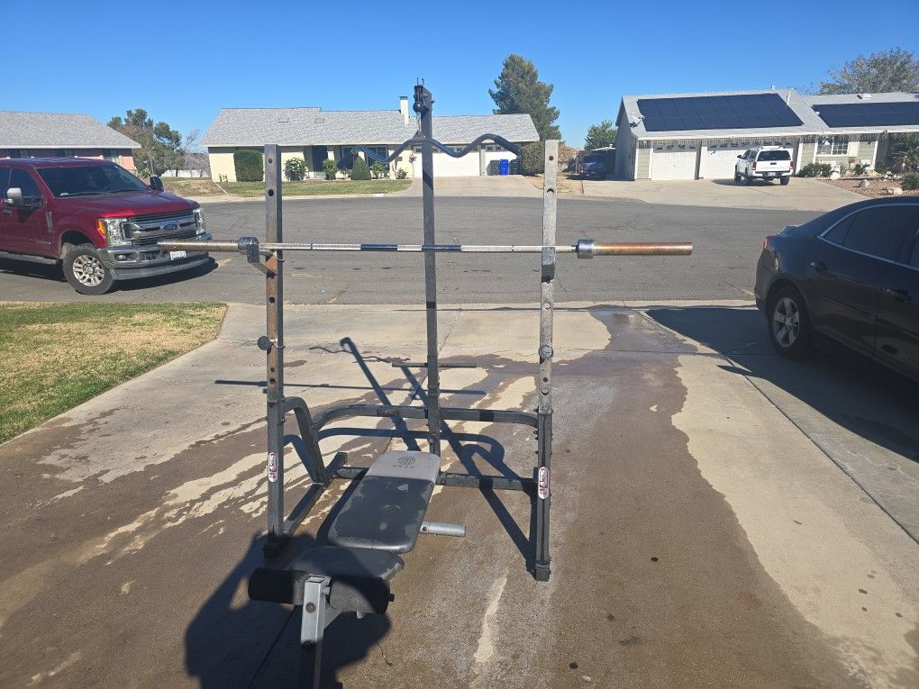 Weight Bench/Squat Rack