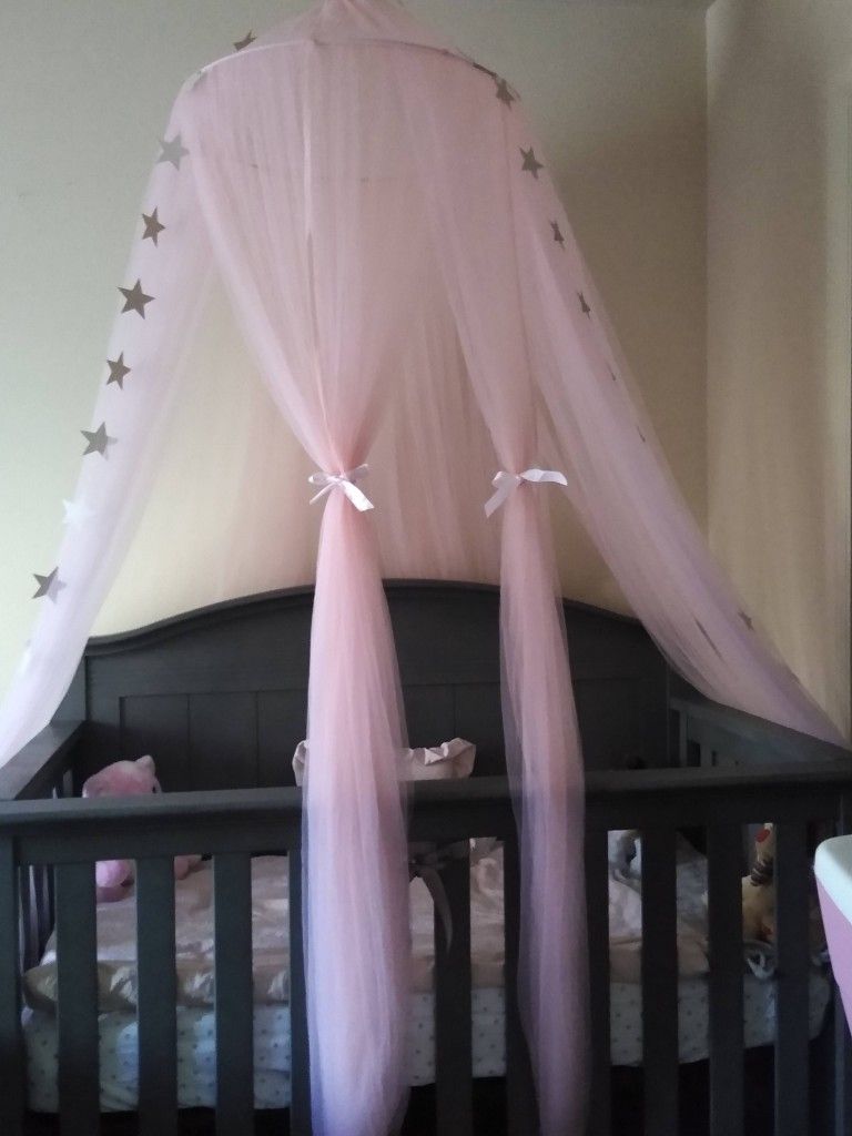 baby crib
