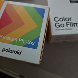 Polaroid color Go Film