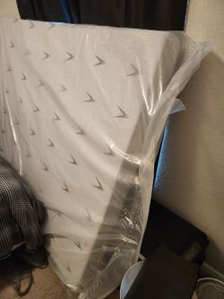 Mattress (Queen Size)