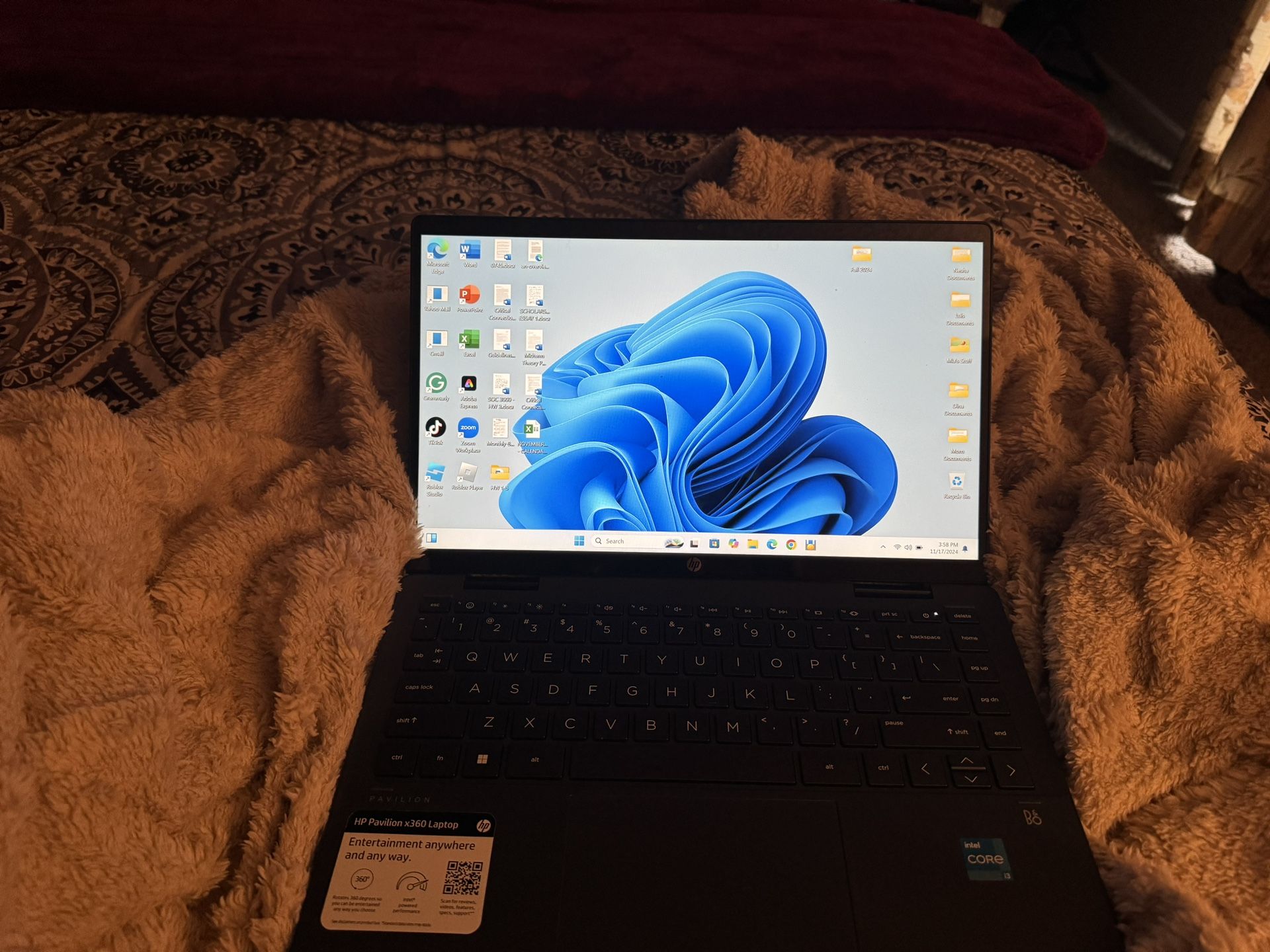HP Pavilion x360 Laptop