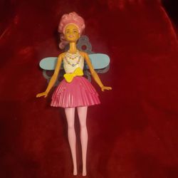 Barbie Dreamtopia Bubbletastic Fairy Bubble Doll. Mattel 2017.