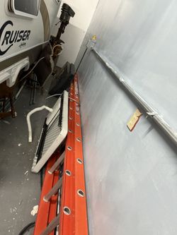 32 Ft Extension Ladder