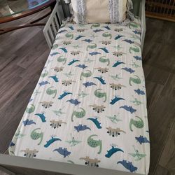 Toddler Bed With Matress