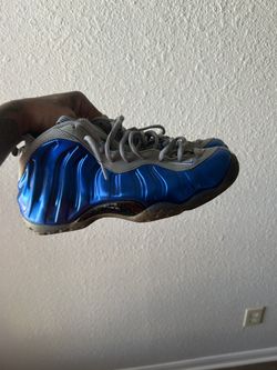 Nike Foams Size 10
