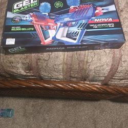 2 Nova Gel Blasters With Lots Of Other Accessories 