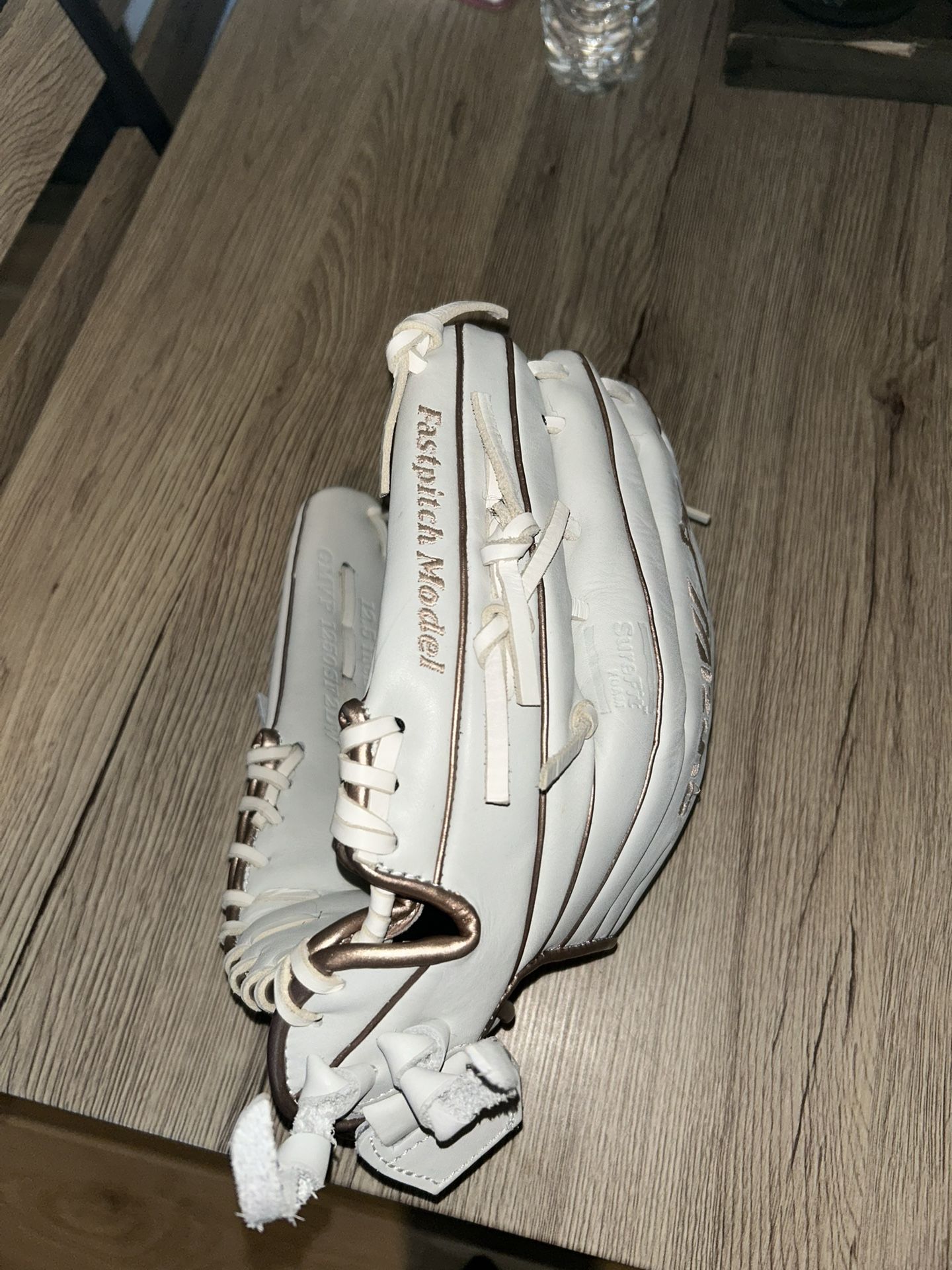 Mizuno 12.5'' MVP Select Series Fastpitch Glove