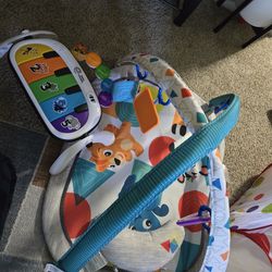 Baby Tummy Time Mat And Toys