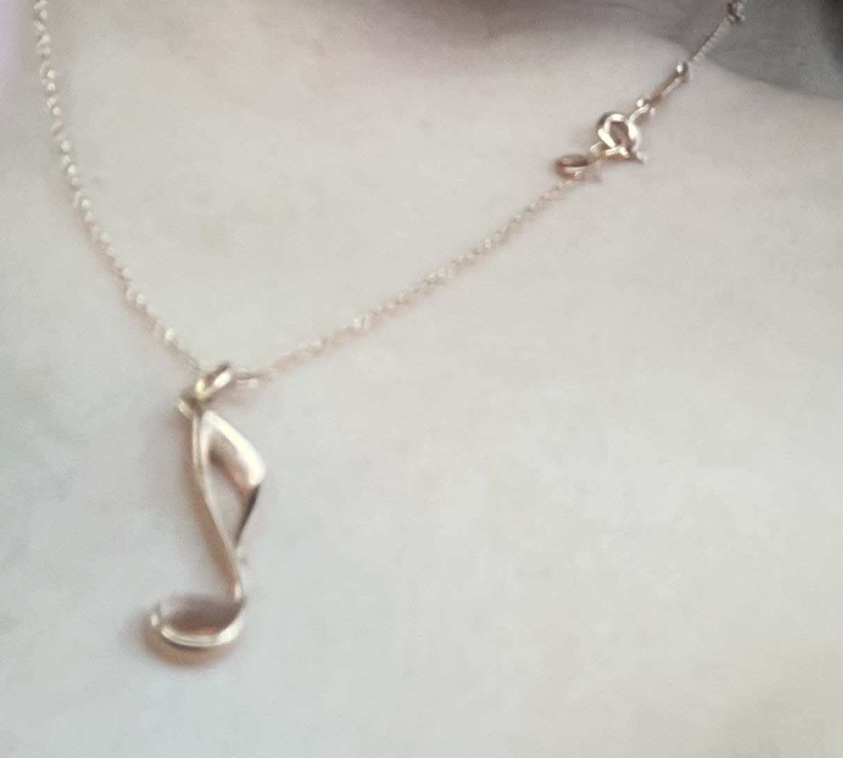 Tiffany & Co 18k Rose gold Music Note Necklace New