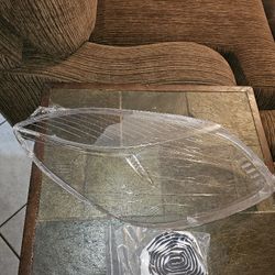 2009-2013 Right Side Buick Enclave Headlight Lens