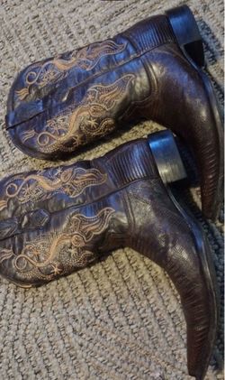 Armadillo Brown Leather Embroidered Cowboy Boots size 27 mx