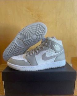 Nike Air Jordan 1 Mid Linen Light Bone White size 9 Brand New