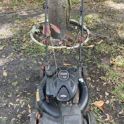 Self Propelled Lawn Mower 21” Cut With A 6.25 HP Engine 