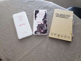 Screen protector and rubber case S9 plus