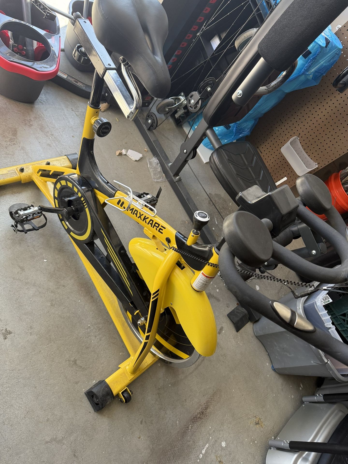 Maxkare Flywheel bike