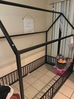 Twin house Metal Bed Frame PICK UP ONLY