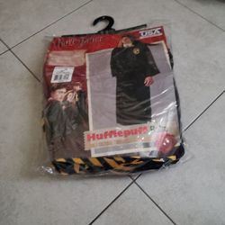 HUFFLEPUFF ROBE .  ADULT COSTUME/ DEGUISEMENT POUR ADULTE HARRY POTTER 
