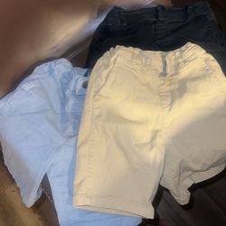 Boys Size 5T Old Navy Shorts