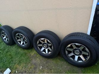 Toyota 4Runner TRD Tire & Wheel Set (w/ TPMS sensors)