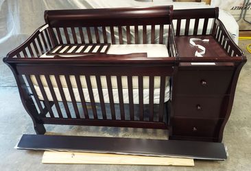 4 in 1 Convertible Crib, Dresser and Changing Table, Toddler Bed and Full Size Bed