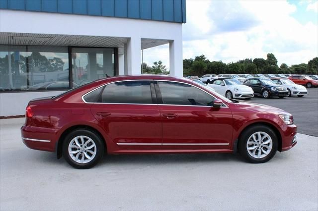2016 Volkswagen Passat