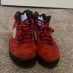 5 Red Suede – Size 12