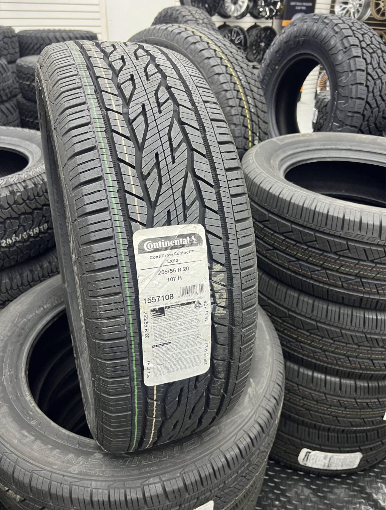 New Tires 255/55R20 Continental CrossContact LX20 In Stock On Special !! WE FINANCE