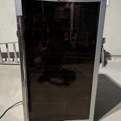 Magic Chef Wine Fridge 