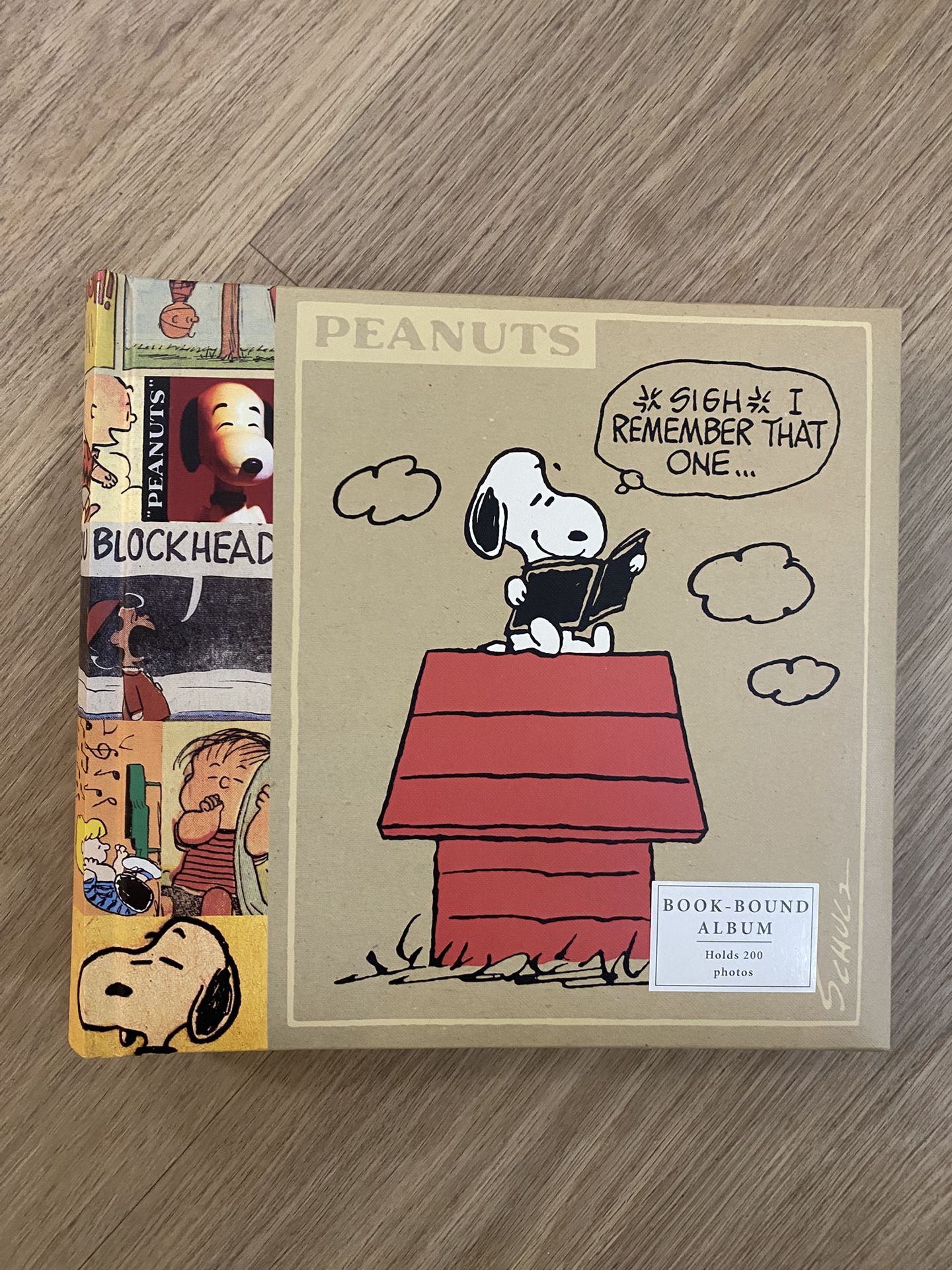 Snoopy / Peanuts Book-Bound Album