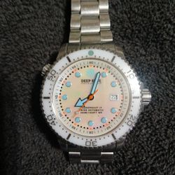 Deep Blue Juggernaut Iv White Whale Watch 